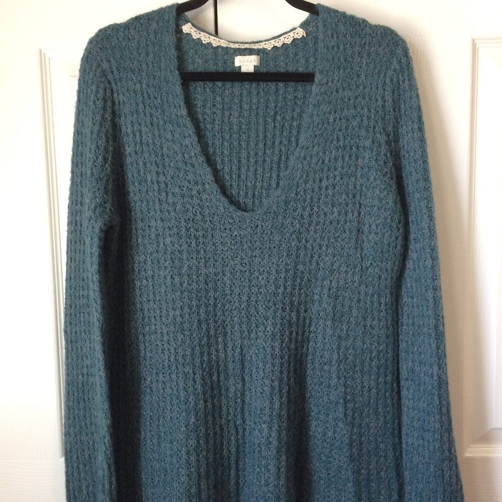 Oversized hinge V-Neck Sweater